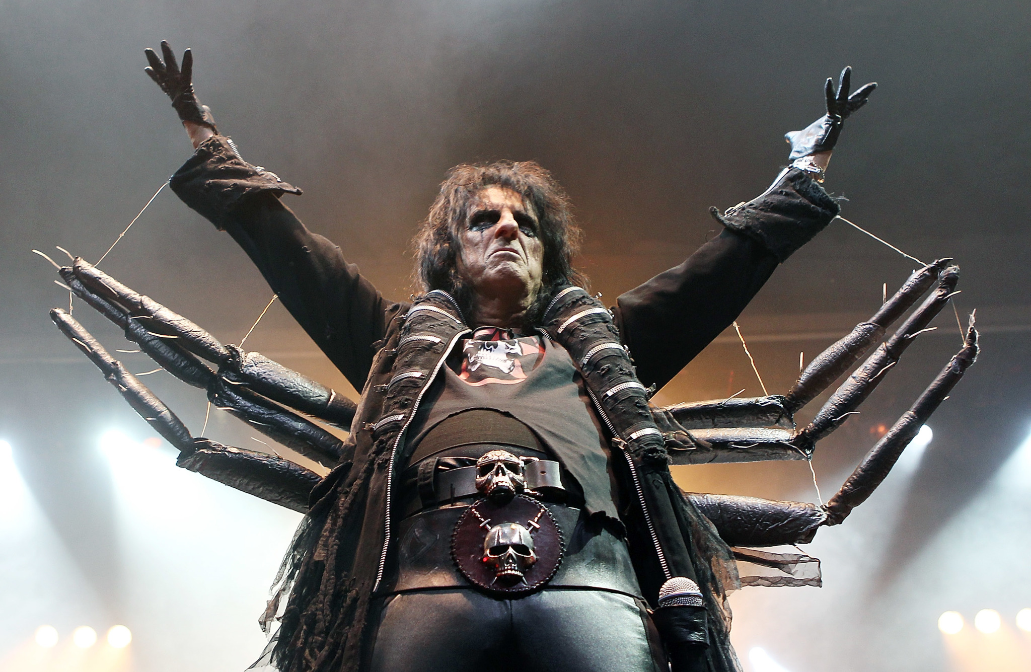 Pictures from Alice Cooper at the Wells Faro Arena