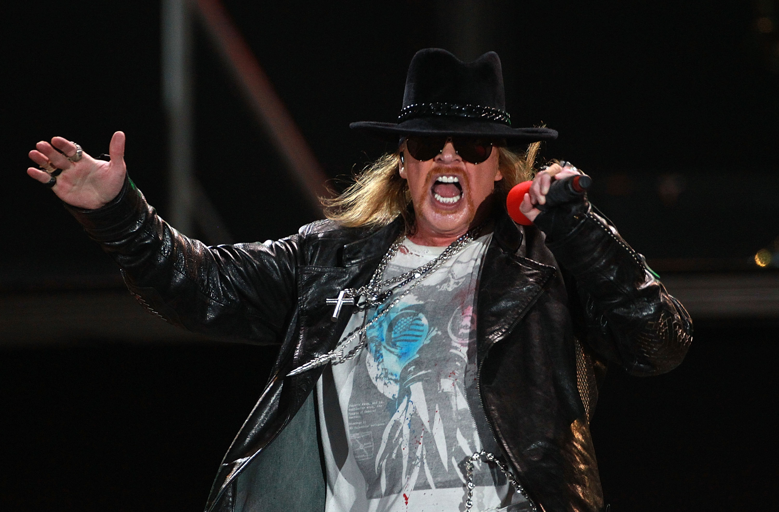 Axl Rose and Carrie Underwood together on stage?