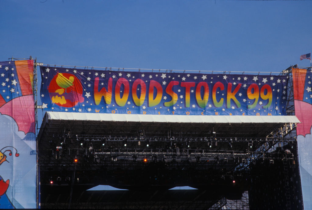 Trainwreck: Woodstock ’99 | Official Trailer | Netflix