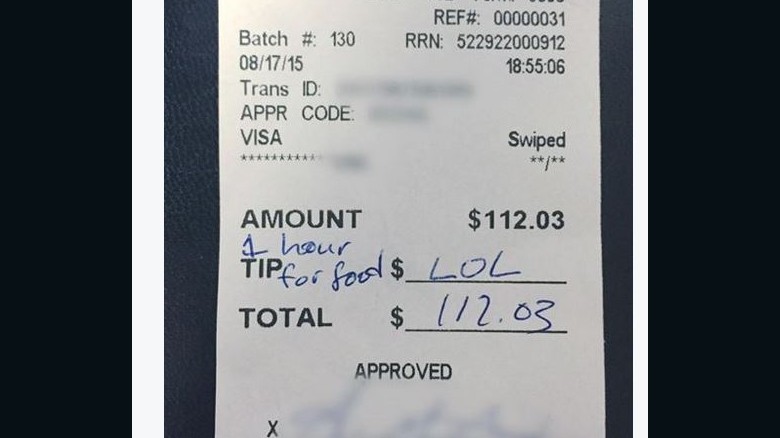 Waitress responds to LOL note, no tip with … THIS