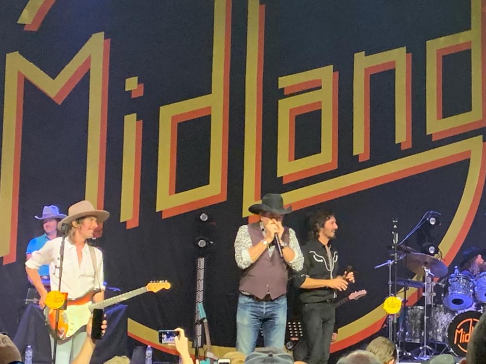 Watch Midland Bring Brooks & Dunn Onstage to Perform “Boot Scootin’ Boogie” at the Ryman