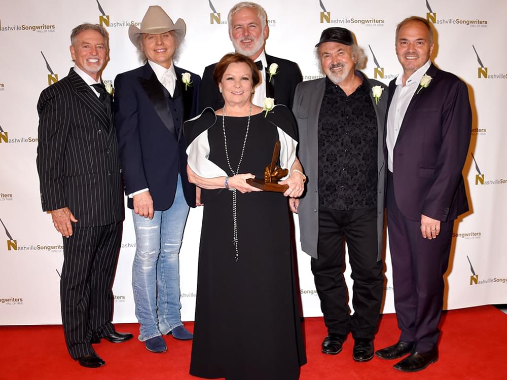 Dwight Yoakam, Larry Gatlin, Marcus Hummon & More Get Inducted Into Nashville Songwriters Hall of Fame [Photo Gallery]