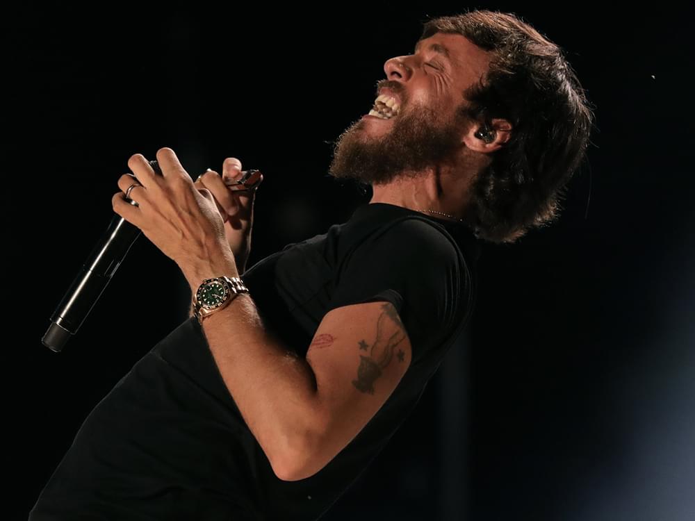 Chris Janson Reaches No. 1 With “Good Vibes”