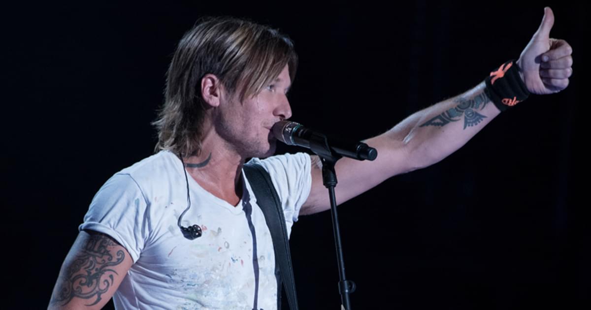 Random Jam: Keith Urban Once Joined Jimmy Buffett Onstage in the Caribbean for an Impromptu Performance
