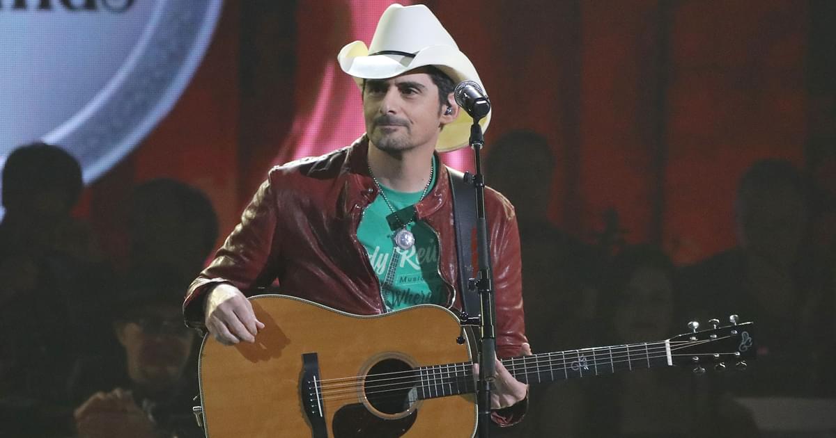 Listen to Brad Paisley’s Acoustic Version of “No I in Beer”