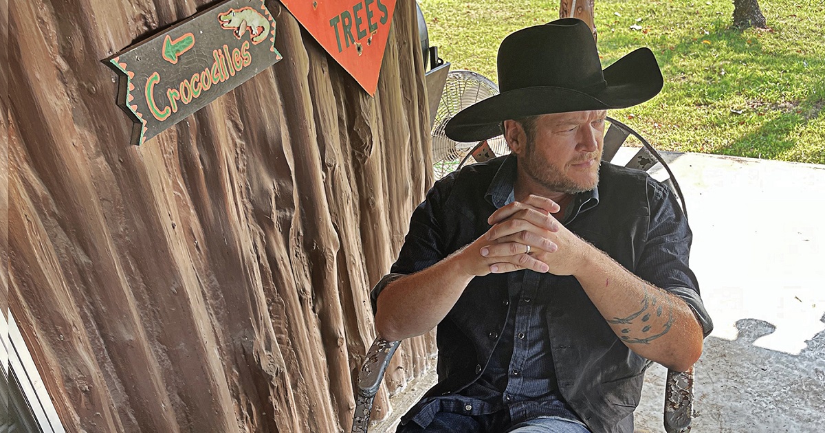 Blake Shelton is Serious About Coming Back As A Country Boy