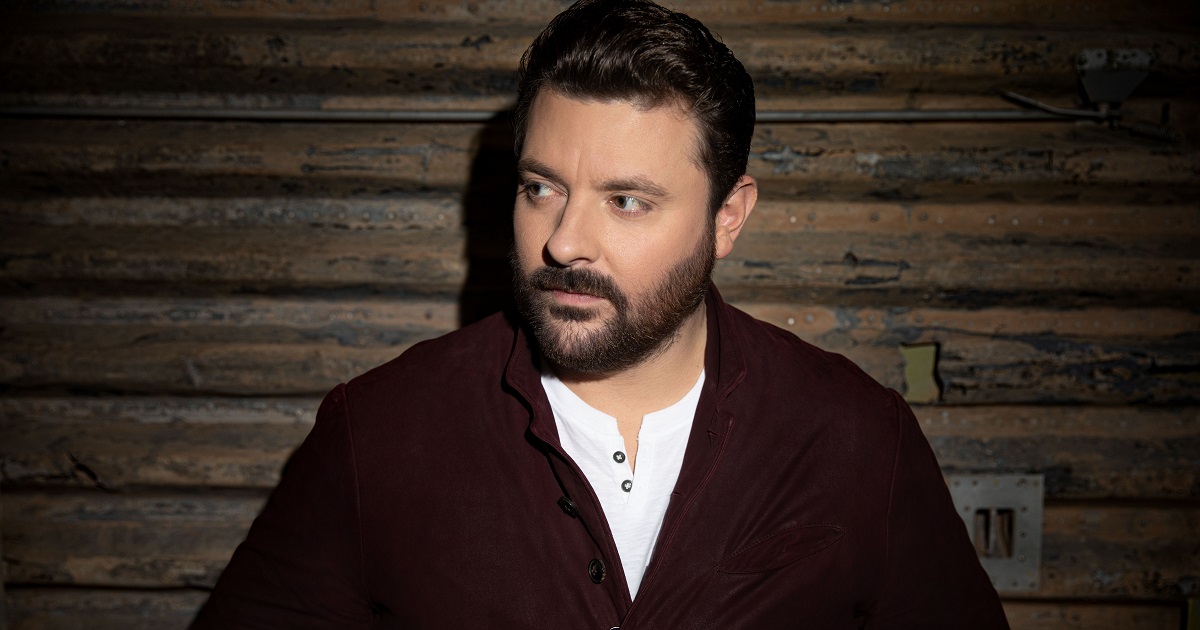 Chris Young’s Famous Friends (Deluxe Edition) – With 6 Additional Tracks – is Available Now