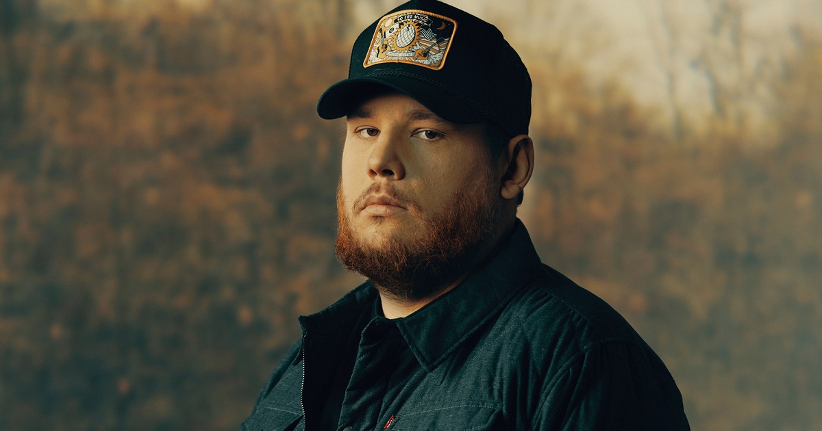 Luke Combs’ New Album Growin’ Up is Available Now