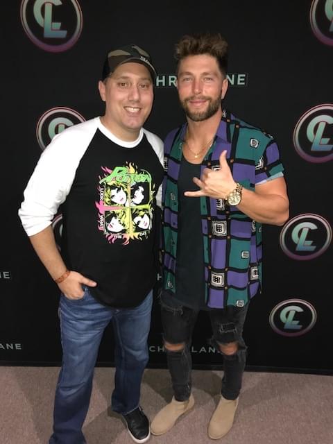 Don’t Miss Chris Lane Friday Night in Des Moines [VIDEOS]