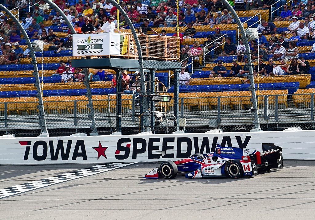 Indy Car is Returning to Iowa Speedway in 2022