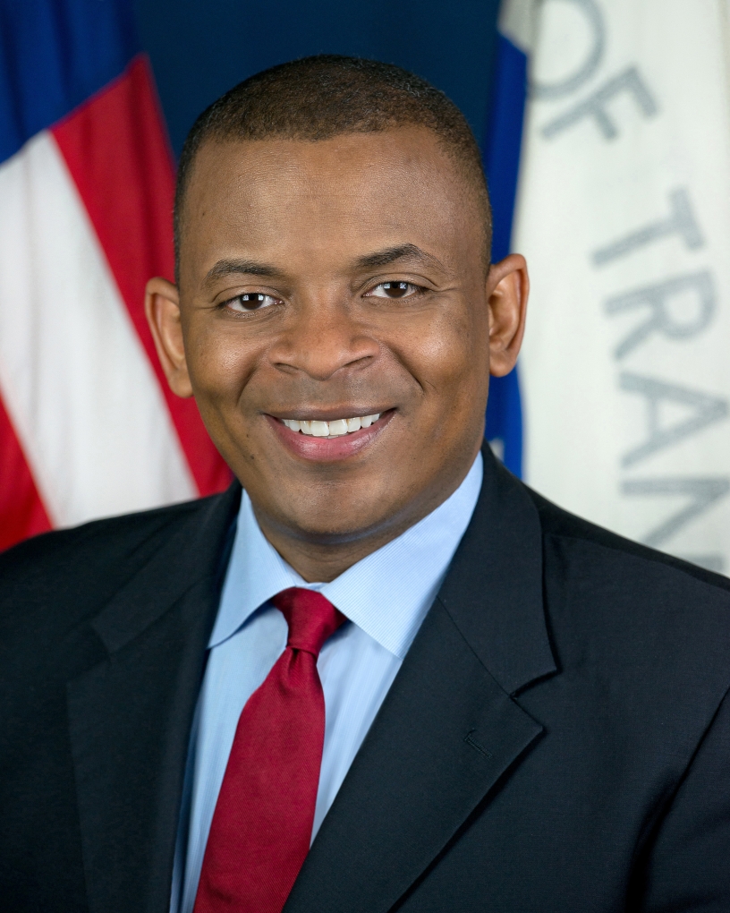 U.S. Transportation Secretary visits Des Moines