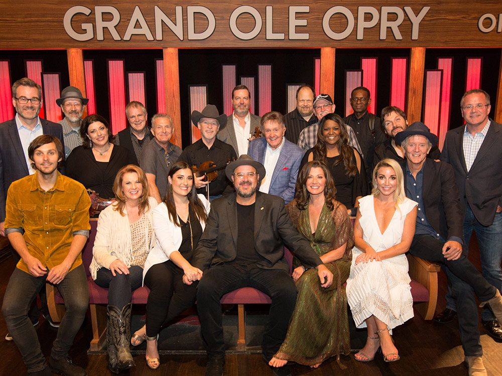 Photo Gallery of Vince Gill’s 25th Grand Ole Opry Anniversary