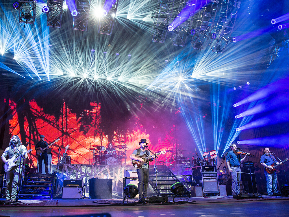 Zac Brown Band Headlines Gatlinburg’s “Mountain Tough” Benefit Festival to Raise Money for Those Affected by East Tennessee Wildfires