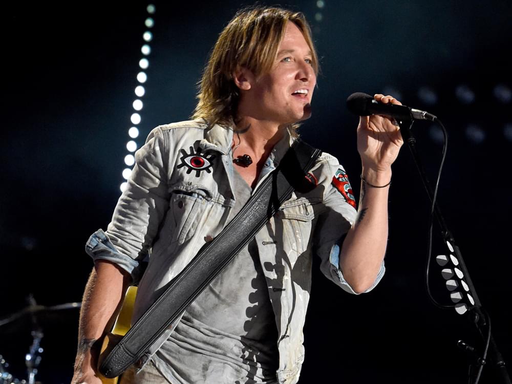 Keith Urban Surprises Vanderbilt Healthcare Workers With Private Concert