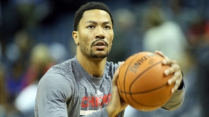 Knicks acquire Rose from Bulls for 3 players