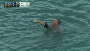 ▶︎ Brandon Belt blasts splash 69 into McCovey Cove