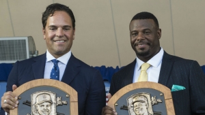 Piazza, Griffey Jr. inducted into Hall of Fame