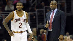 Warriors officially hire coach Mike Brown