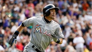 Ichiro Suzuki records 3,000th MLB hit