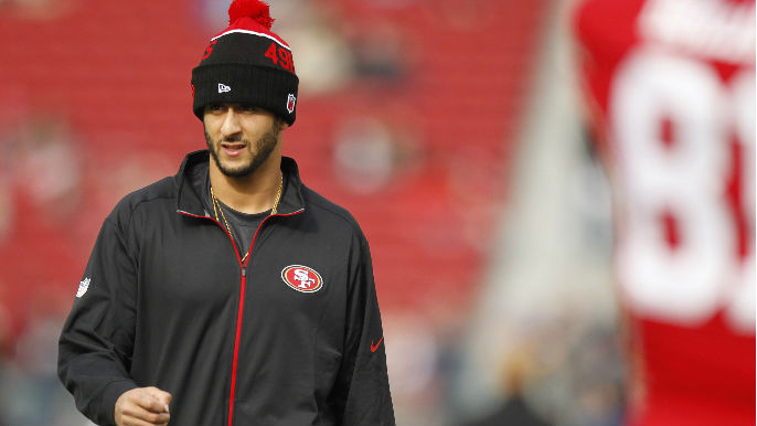 Tight shoulder limits QB Colin Kaepernick at 49ers practice