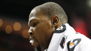 Teacher proclaims classroom a ‘No KD zone’ to teach students a lesson