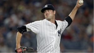 Indians acquire Andrew Miller, but deal for Jonathan Lucroy falls through