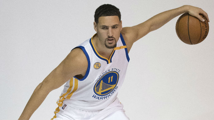 Another expert says Klay Thompson should come off the bench