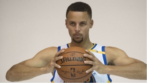 A free agent next summer, Curry says he wants to re-sign with Warriors