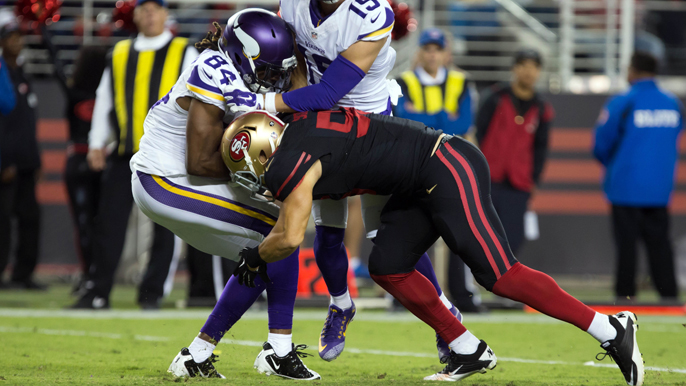 49ers promote LB Skov to active roster, sign LB Grant to practice squad