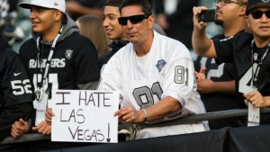 Oakland unveils $1.3 billion stadium plan to keep Raiders