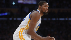 Durant drains half-time buzzer beater from deep