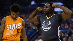 Warriors shoot 66 percent from downtown, smash Suns 138-109