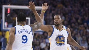 Durant, Curry dominate Portland in 125-117 win