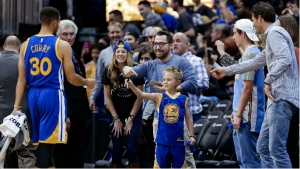 Kerr: Curry might be more popular with kids than Jordan