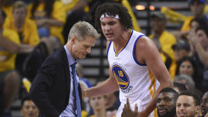 Warriors opened a spot that will contribute more than Varejao did