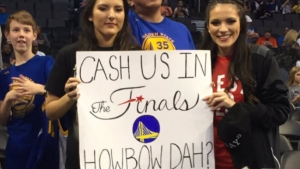 Pocket of Warriors fans show support for Durant amidst chaos in OKC
