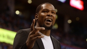 Video: Kevin Durant returns to the floor shooting jumpers