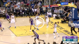 Steph Curry throws full-court pass to Andre Iguodala for transition bucket