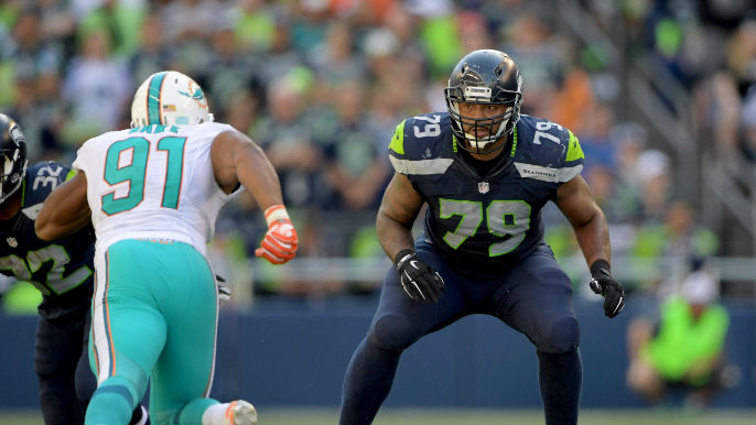 49ers sign Seahawks offensive lineman to one-year offer sheet [report]