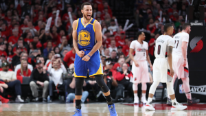Curry honors Kerr with game ball in postgame interview