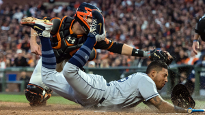 Giants give up eight runs in 6th, lose at home to Padres 12-4