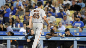 Moore whacked for nine runs, Giants lose 13-5 to Dodgers