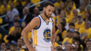 Curry’s knee sore after ‘dirty play’ by Spurs’ Dedmon [report]