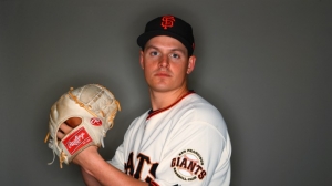 Giants call up Kyle Crick, option Derek Law to AAA