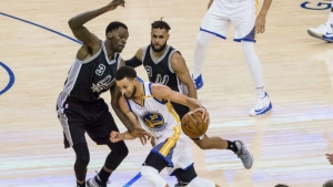Warriors discussing Spurs big man if Iguodala does leave [report]