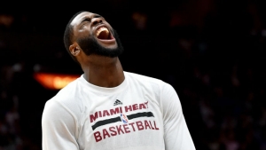 Warriors among several teams pursuing free-agent center [report]