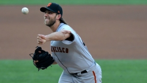 Bumgarner tosses seven innings, but former Giants catcher Sanchez spoils his return