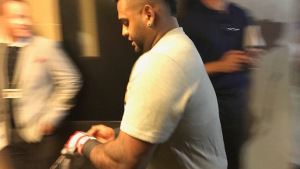 Pablo Sandoval took BP inside AT&T Park right after signing with Giants