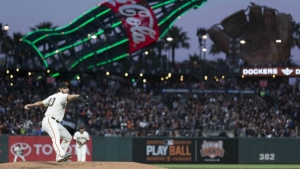 Giants unable to take advantage of Bumgarner starts, home field advantage in 2017