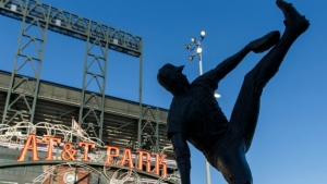 Marty Lurie, author Chris Mavraedis to break barriers on Giants’ postgame show